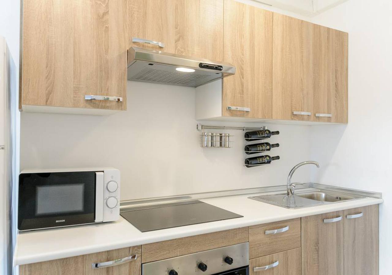 Apartamento Dinasty 艾姆布里亚布拉瓦 外观 照片