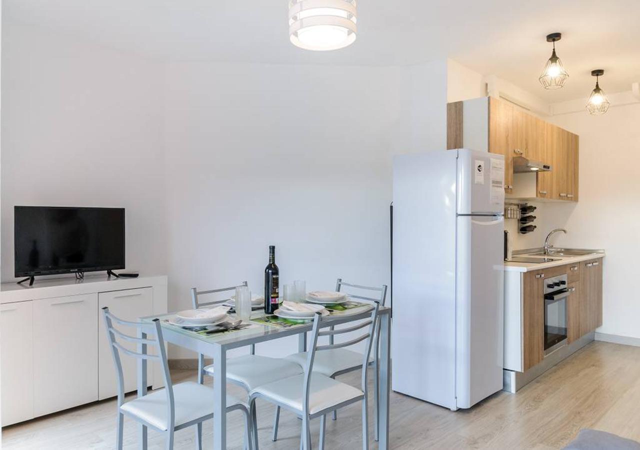 Apartamento Dinasty 艾姆布里亚布拉瓦 外观 照片